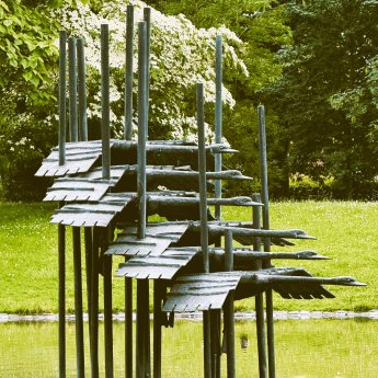 Märchenpfad Skulptur Sechs Schwäne